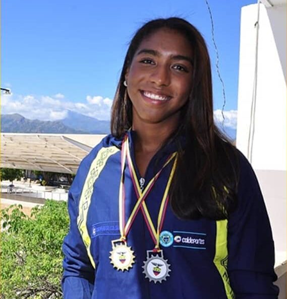 072718ea-35b9-4bd2-9d43-6fb4af957d21