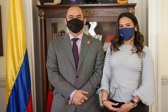 944245cb-fe55-467d-94c9-ff9aed5cd993