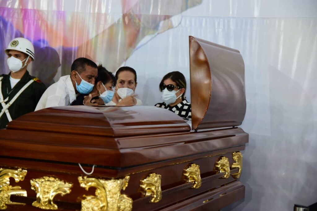 Homenaje a Jorge Oñate en imágenes | RTA Noticias