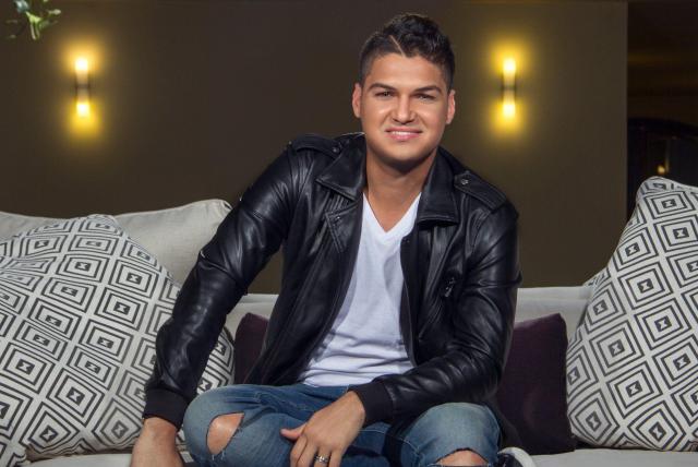 8A8B85CA-71B5-484A-ACE5-AE71C38D9627