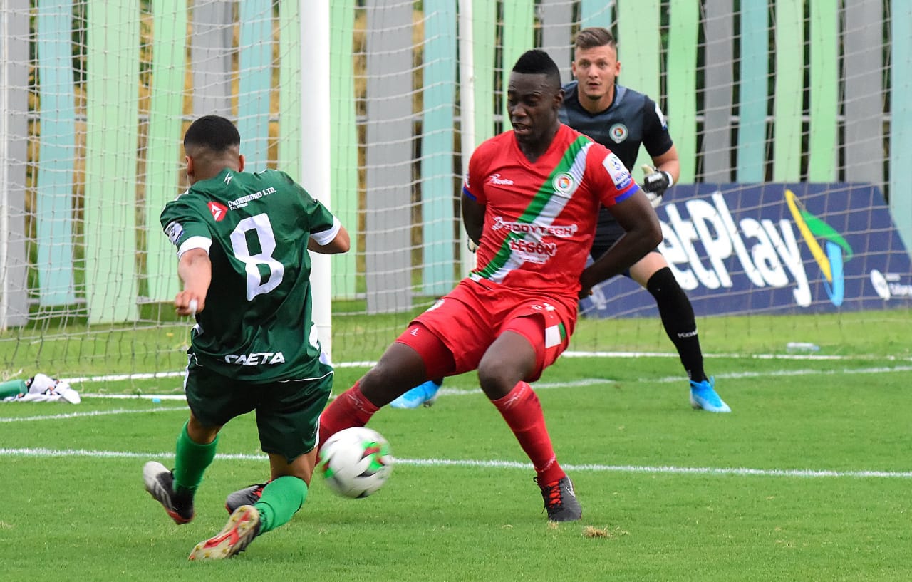 9CC2B03C-4F09-4365-A020-0624296C604F