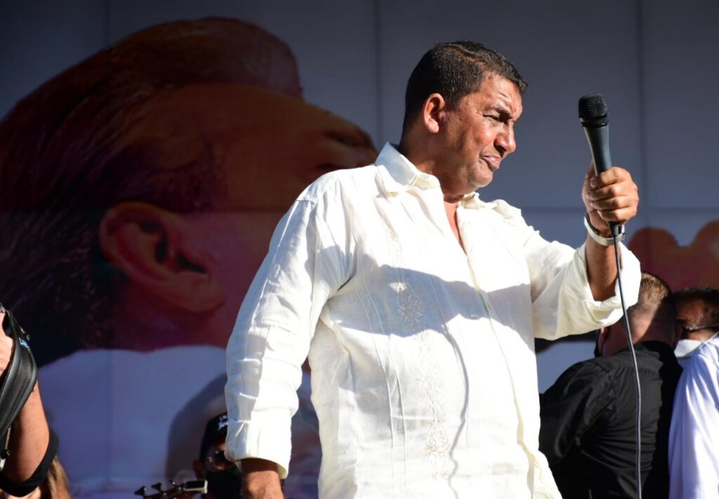 El gran homenaje a Jorge Oñate en imágenes | RTA Noticias