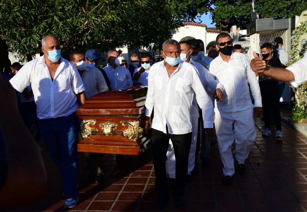 El gran homenaje a Jorge Oñate en imágenes | RTA Noticias