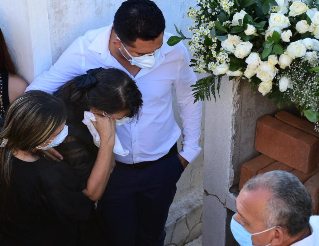 El gran homenaje a Jorge Oñate en imágenes | RTA Noticias