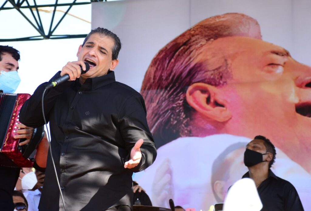 El gran homenaje a Jorge Oñate en imágenes | RTA Noticias