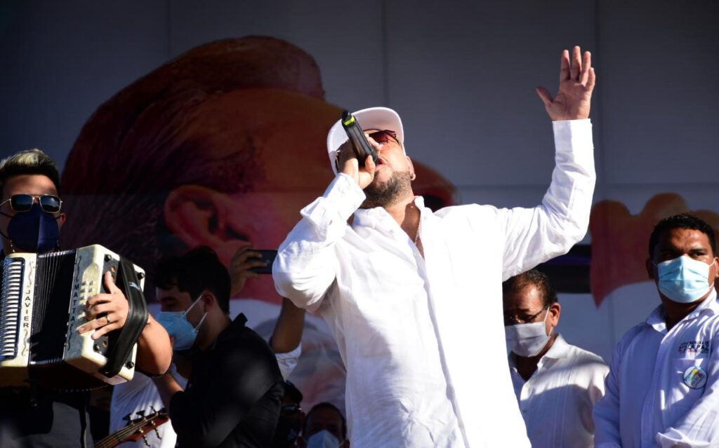 El gran homenaje a Jorge Oñate en imágenes | RTA Noticias