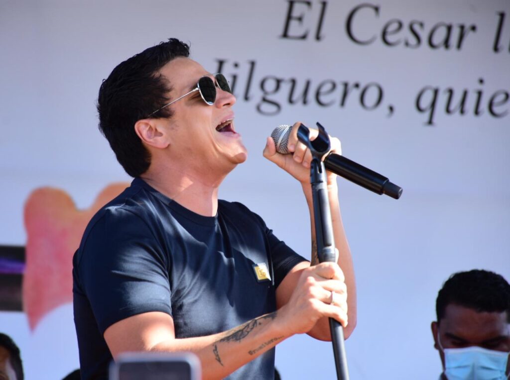 'Ahora es cuando comienzas a volar más alto': Silvestre a Jorge Oñate | RTA Noticias