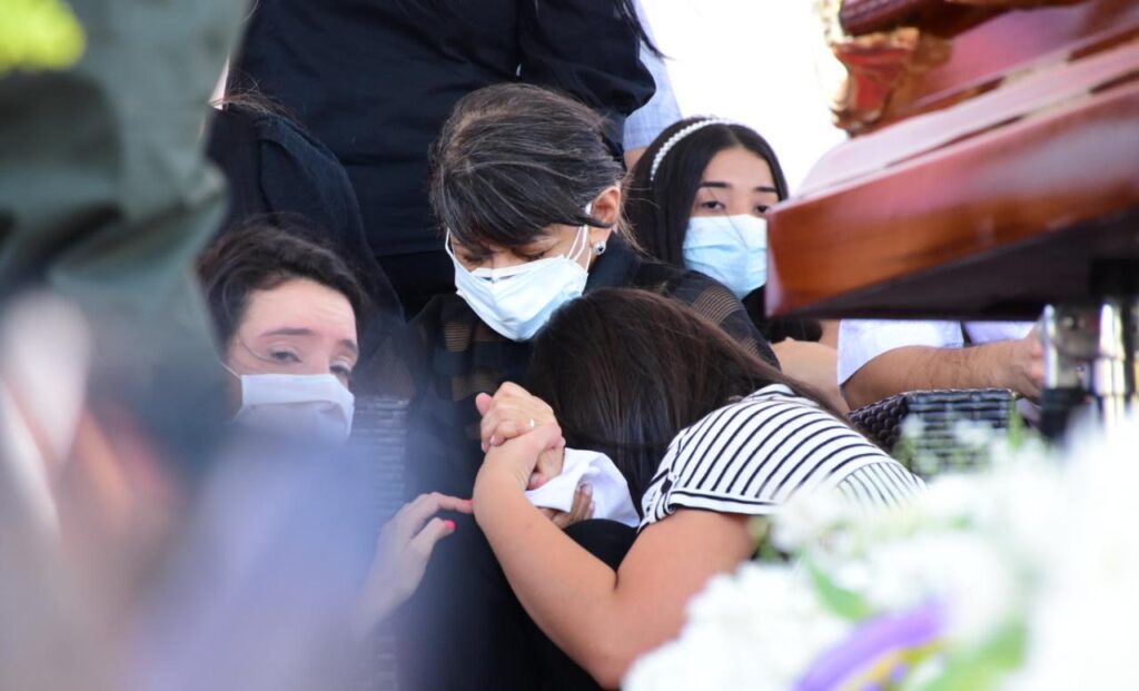 El gran homenaje a Jorge Oñate en imágenes | RTA Noticias