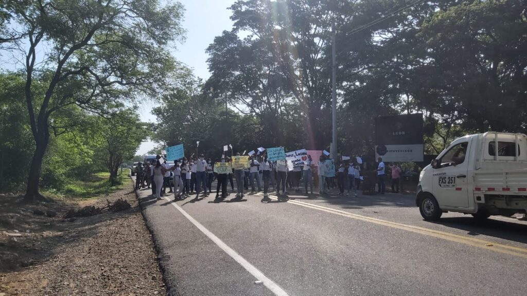 Claman justicia por muerte de mujer y su hijo | RTA Noticias
