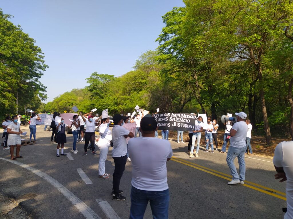 Claman justicia por muerte de mujer y su hijo | RTA Noticias