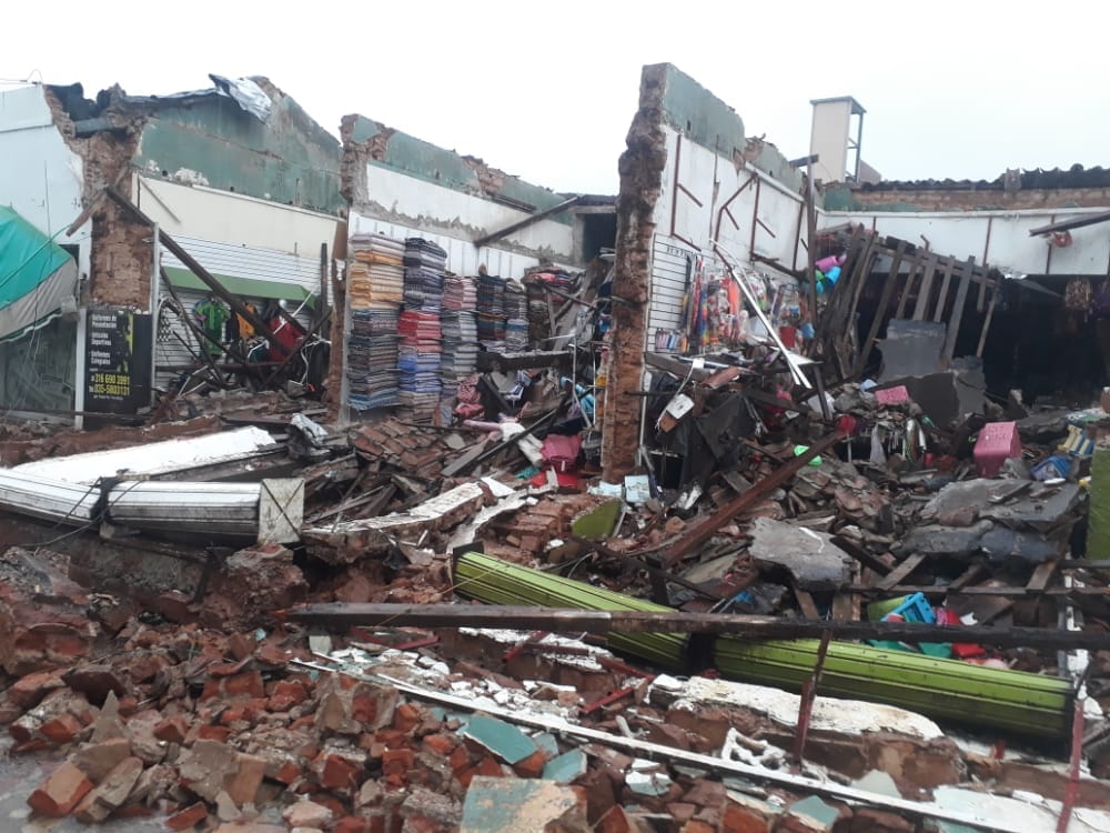 Colapsó techo de locales comerciales en Valledupar | RTA Noticias