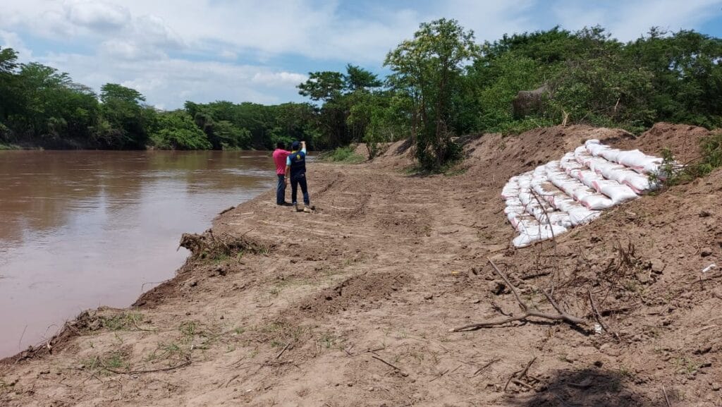 Gobernación construye muro de protección en vereda Los Calabazos Gobernación construye muro de protección en vereda Los Calabazos | RTA Noticias