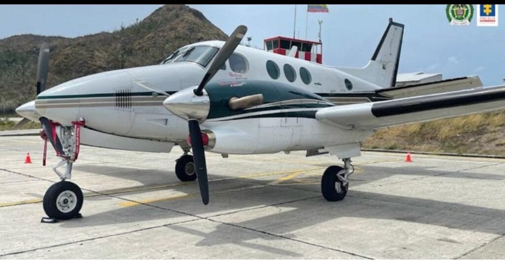 Avioneta de esposo de Azcárate aterrizó en Valledupar | RTA Noticias