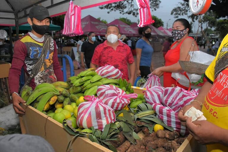 Se vendieron más de $60 millones en segundo Mercado Campesino 42B4D77E-7337-42AD-9DDB-FA726049E951