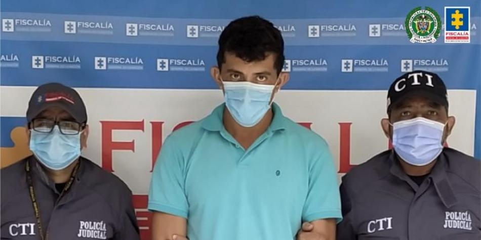 4DE8683D-7C09-41A1-B4F2-3CD143D6A46D