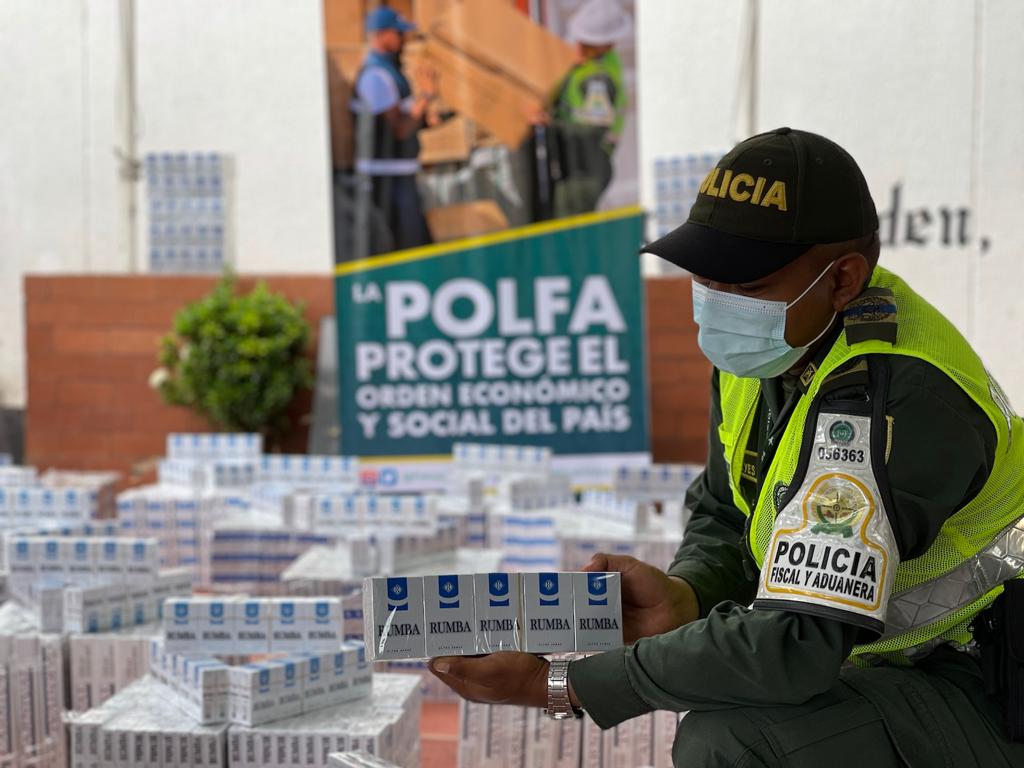 Incautan 12.000 cajetillas de cigarrillos de contrabando Incautan 12.000 cajetillas de cigarrillos de contrabando | RTA Noticias