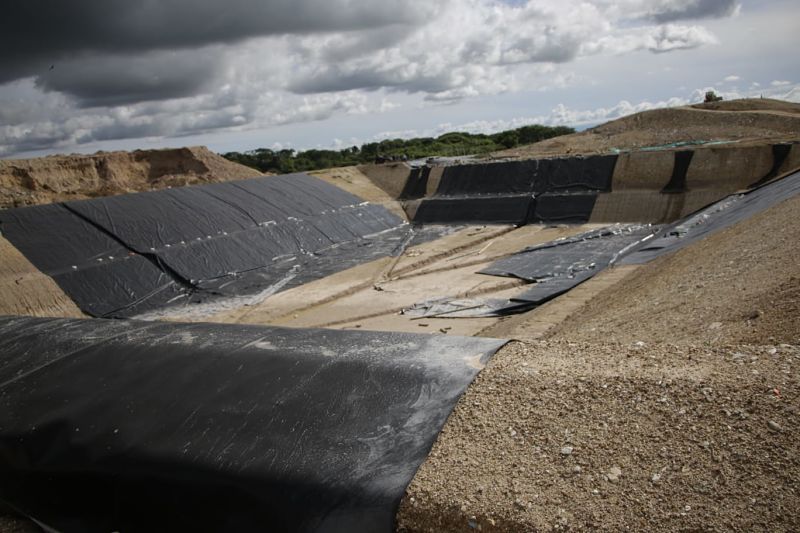 AEEF197C-D19D-446E-A6CE-F137D48E7EDA