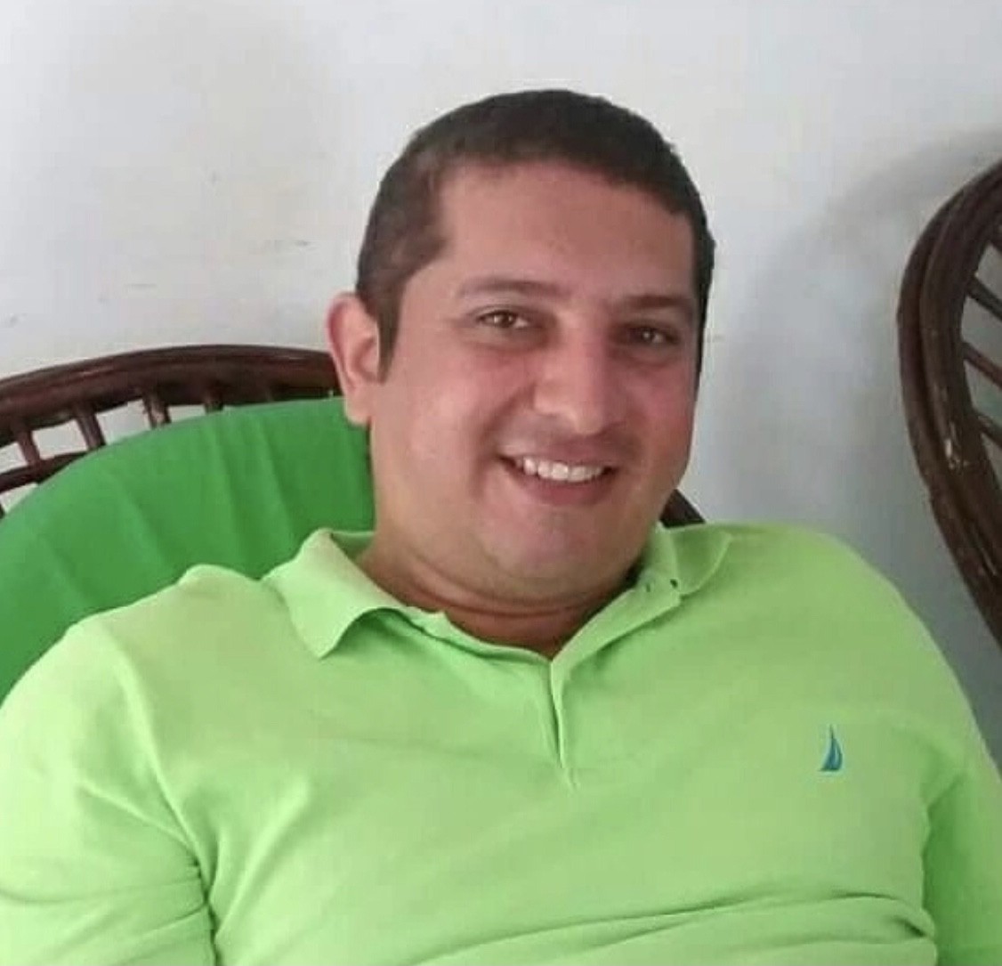 F8BEA376-562C-4475-B614-6CF26A9843C5