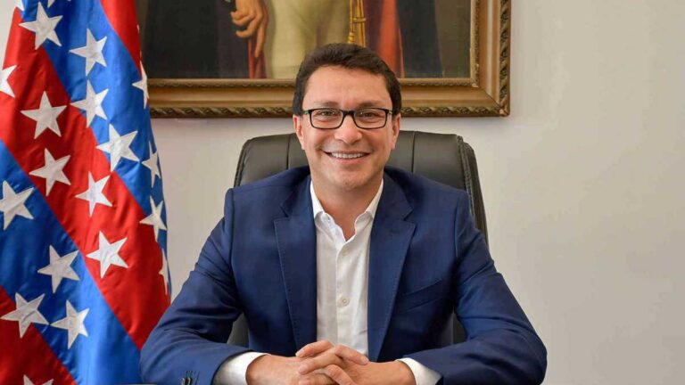 El Gobernador del Magdalena sale del país por seguridad Foto de Carlos Caicedo