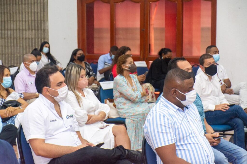 Iván Soto asistió a la firma de acuerdo de restitución | RTA Noticias