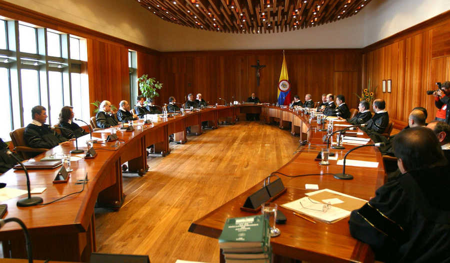 Corte Constitucional aprueba la ley borrón y cuenta nueva Corte Constitucional aprueba la ley borrón y cuenta nueva | RTA Noticias