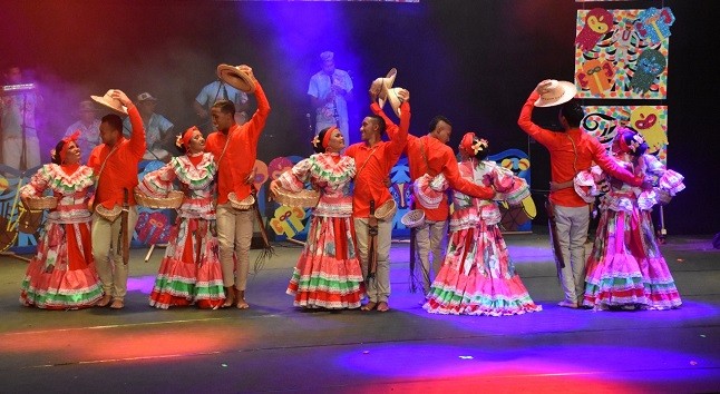 Comfacesar realiza V Festival de Danzas Folclóricas | RTA Noticias