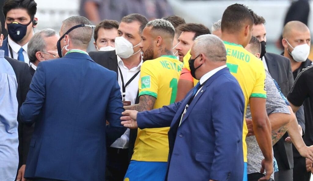 ¡Escandalo! Partido Brasil contra Argentina se suspende ¡Escandalo! Partido Brasil contra Argentina se suspende | RTA Noticias