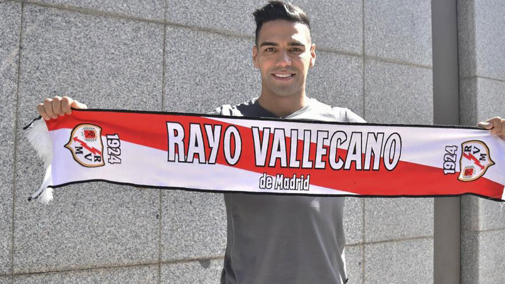 Foto de la presentación de Falcao al Rayo Vallecano