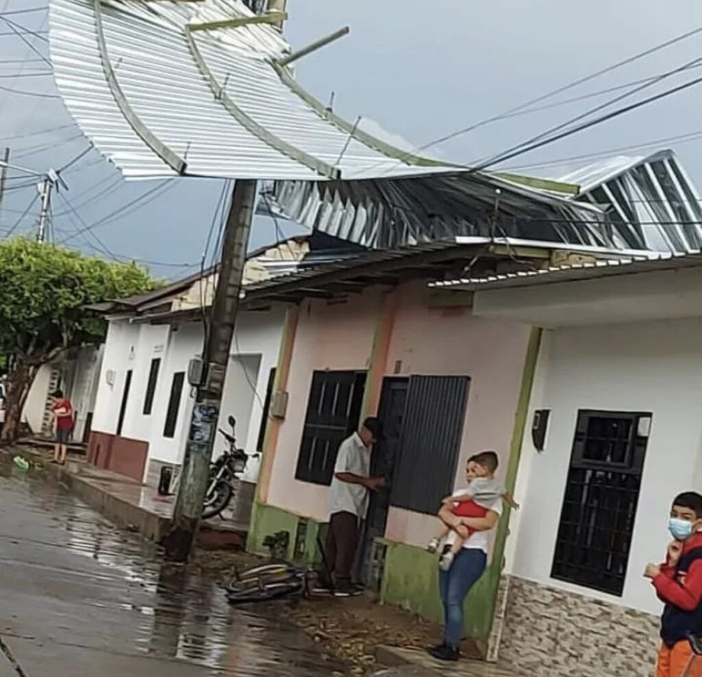 Estragos en Aguachica por fuerte aguacero | RTA Noticias