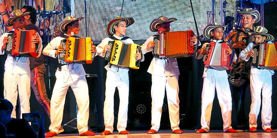 Prográmese para ver los concursos del Festival Vallenato | RTA Noticias