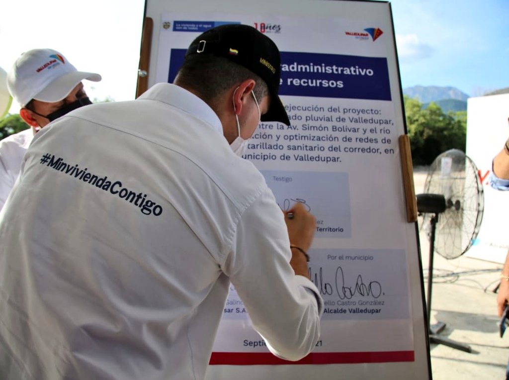 Firman convenio para construcción de alcantarillado | RTA Noticias
