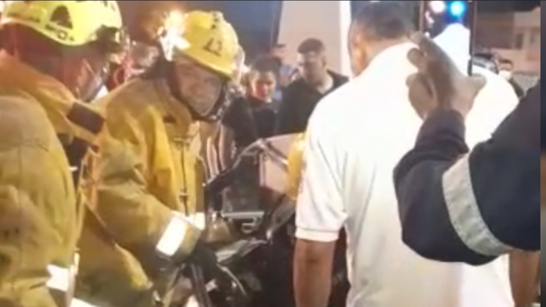 Screenshot_2021-09-05-07-23-21-651_com.camerasideas.instashot