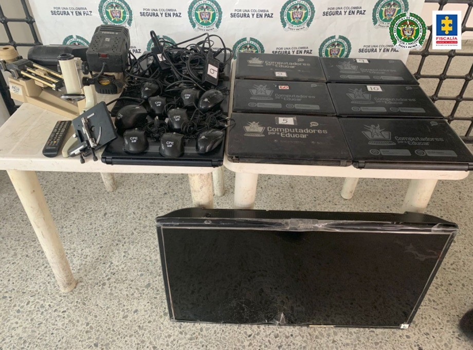 A la cárcel por el hurto de 9 computadores en Pueblo Bello | RTA Noticias