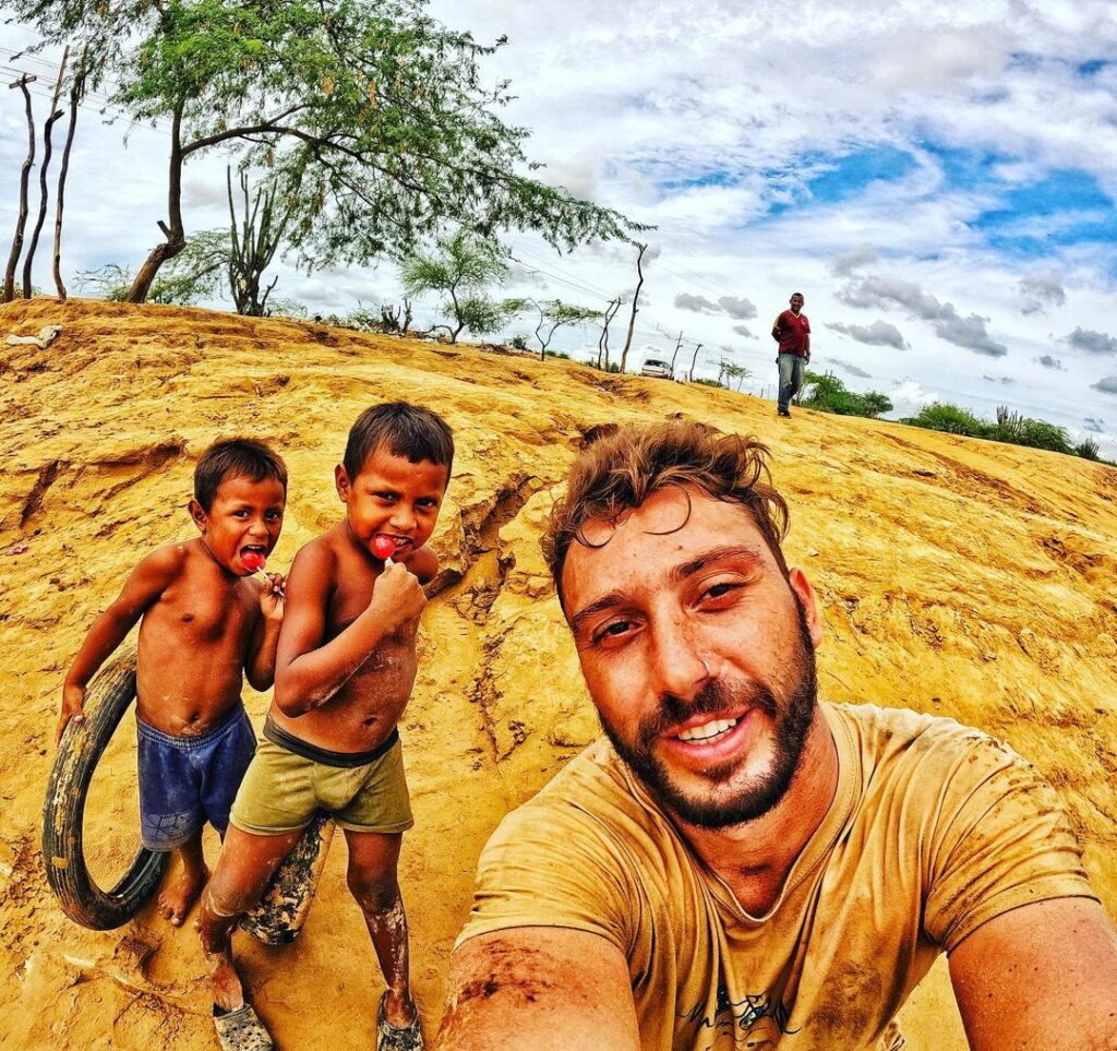 Un vagamundo en bicicleta por el Cesar | RTA Noticias