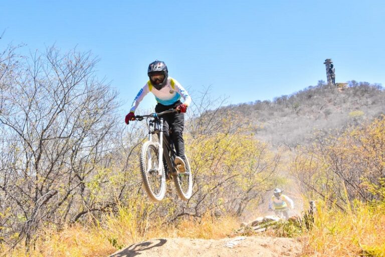 Con éxito se desarrolló Copa Cesar de Downhill ciclismo-extremo (1)