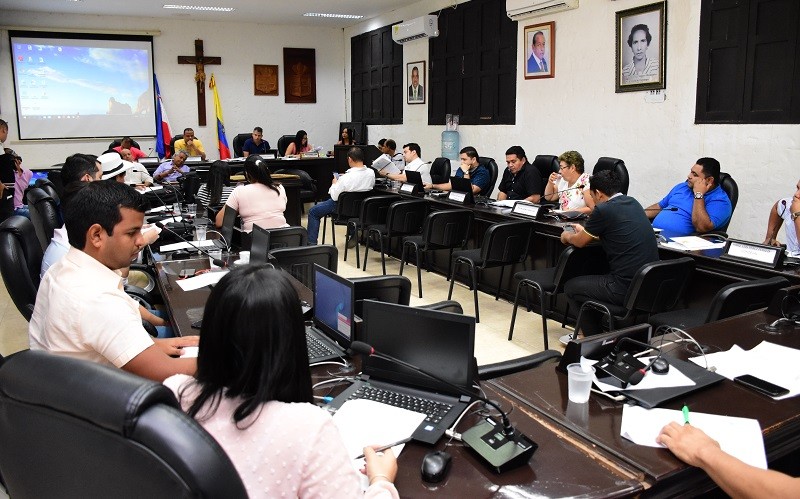 ¿Primera dama de Valledupar tiene aspiraciones políticas? | RTA Noticias