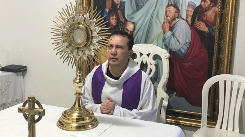 Medida de aseguramiento a sacerdote por delitos sexuales | RTA Noticias