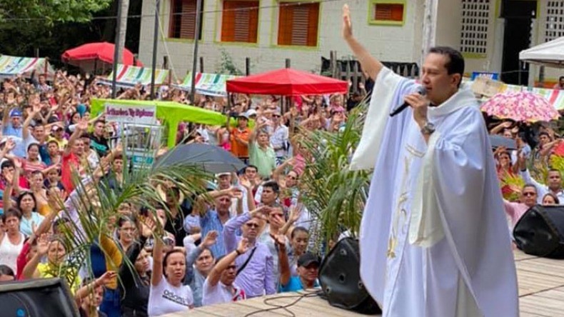 Medida de aseguramiento a sacerdote por delitos sexuales | RTA Noticias