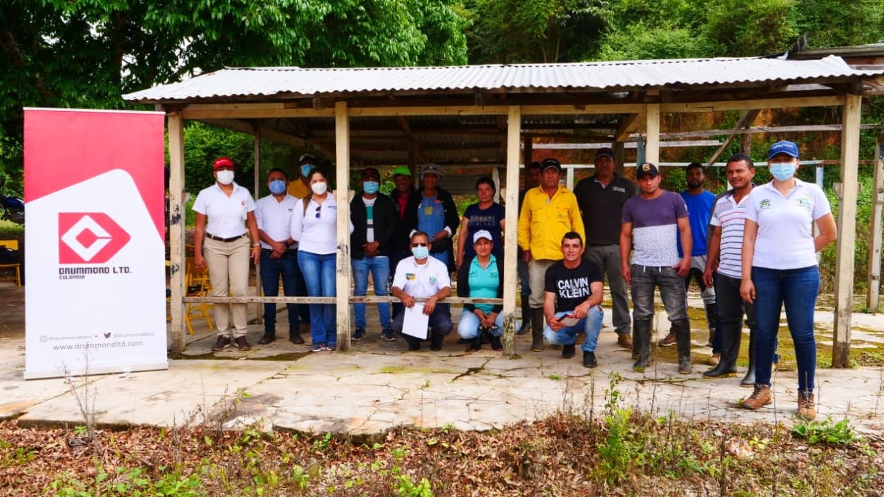 Foto de Drummond invierte en escuela