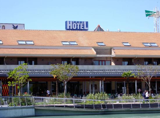 Roban a Jean Carlos Centeno en Madrid, España | RTA Noticias