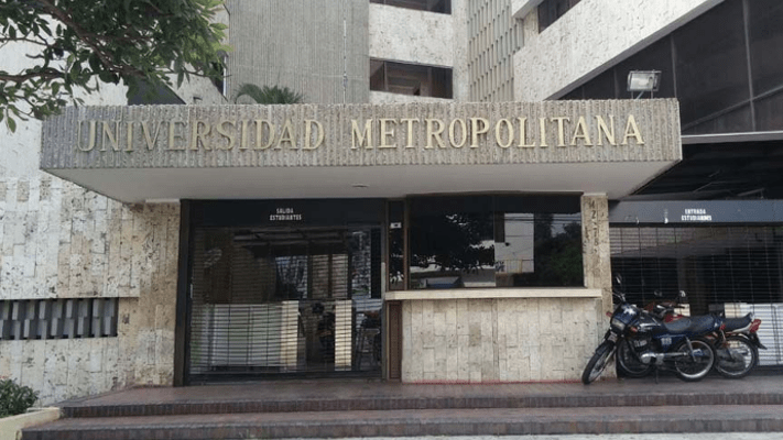 Conozca a estudiante vallenato que se encadenó a hospital | RTA Noticias
