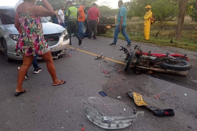 Tres ocupantes de una motocicleta mueren en accidente 259964568_456184159203668_739437466794662425_n