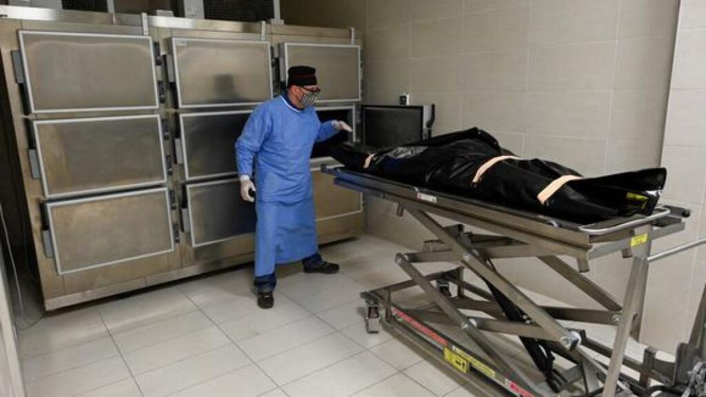 Hombre declarado muerto despierta en la morgue Hombre declarado muerto despierta en la morgue | RTA Noticias