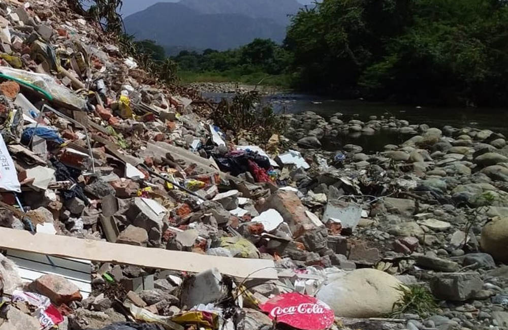 OPINIÓN: Un río de escombros | RTA Noticias