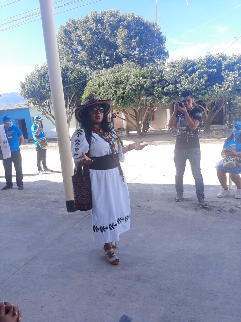 Líder indígena recibe homenaje en Feria de Cafés Especiales Líder indígena recibe homenaje en Feria de Cafés Especiales | RTA Noticias