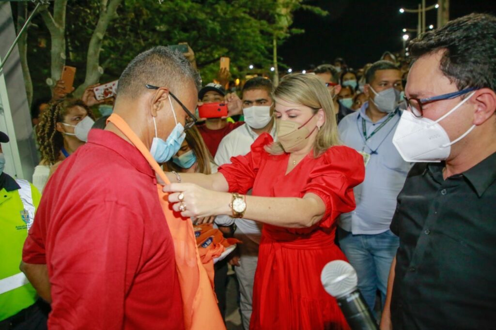 Santa Marta estrena Camellón de la Bahía Santa Marta estrena Camellón de la Bahía | RTA Noticias