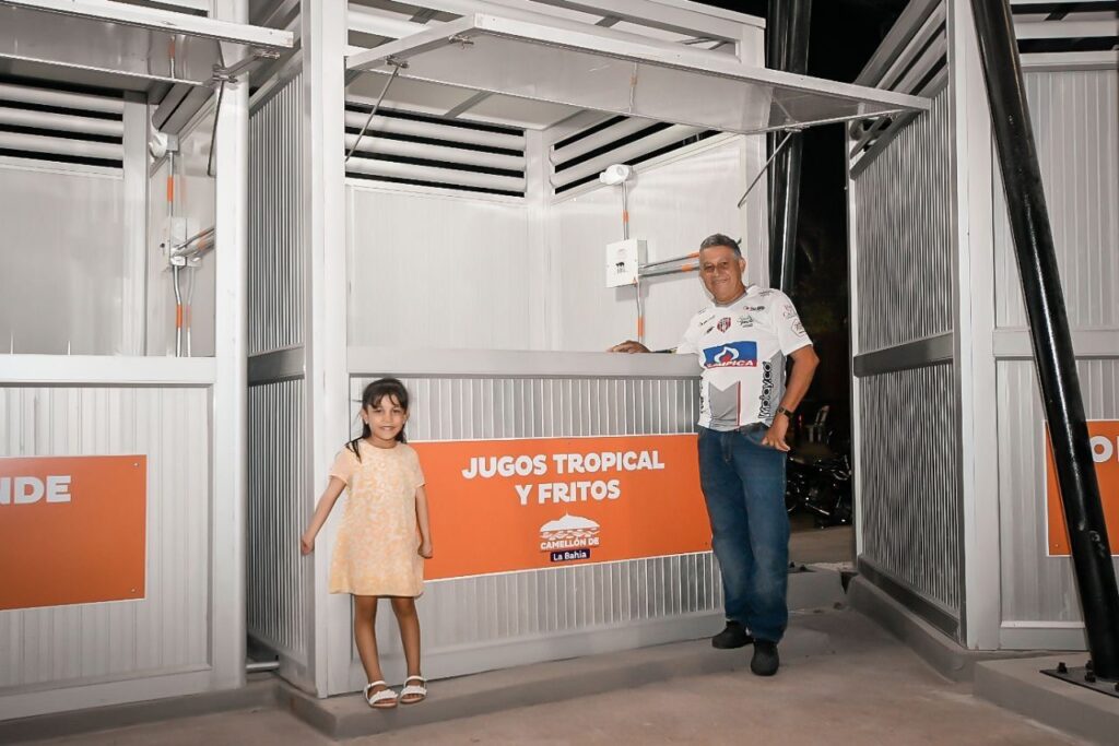 Santa Marta estrena Camellón de la Bahía Santa Marta estrena Camellón de la Bahía | RTA Noticias