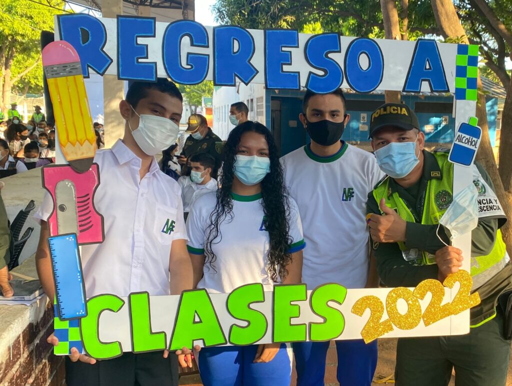 Estudiantes reciben capacitaciones para regreso a clase seguro Estudiantes reciben capacitaciones para regreso a clase seguro | RTA Noticias