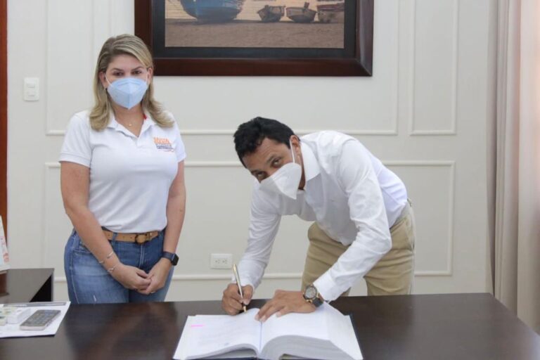 El médico Deimer Marín nuevo secretario de Salud Distrital WhatsApp-Image-2022-01-28-at-11.51.32-AM
