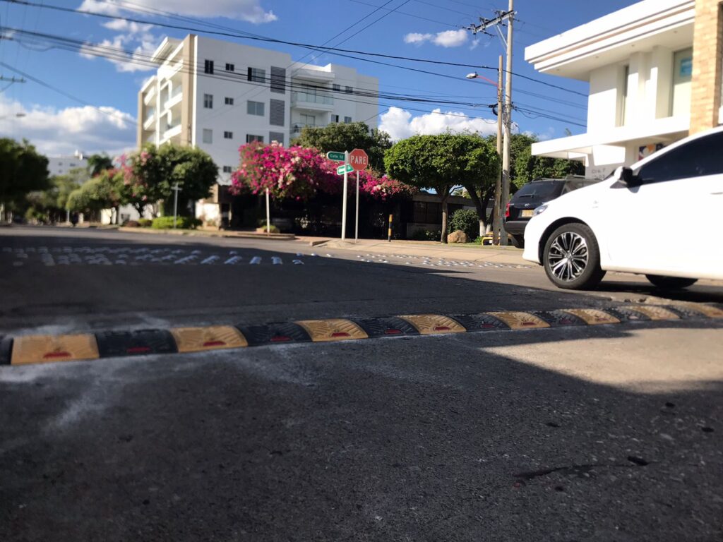 Instalan reductor de velocidad en sector azotado por accidentes | RTA Noticias